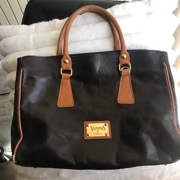 🟨Woman’s Large Valentina Black and Tan Leather Tote - Picture 1 of 16